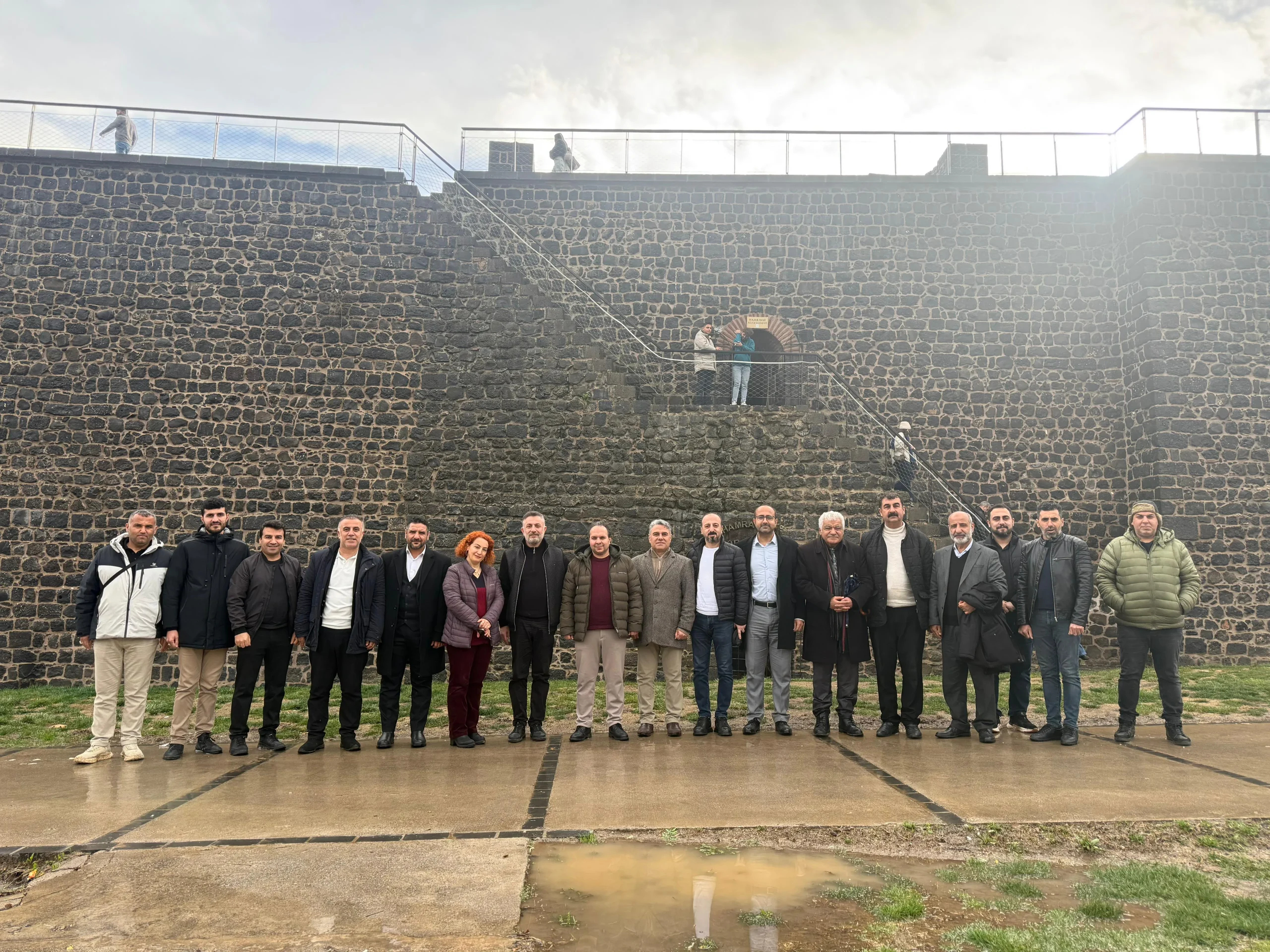 Hamravat Kültür Evi’nde Bayram Coşkusu: Edebiyat ve Akademi Dünyası Bir Arada