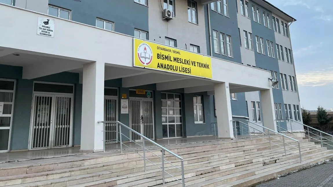 Bismil’de Eğitim Camiasını Sarsan Skandal: Okul Müdürü Açığa Alındı!