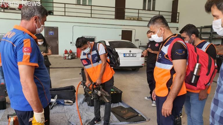 AFAD gönüllülerine arama kurtarma eğitimi verildi