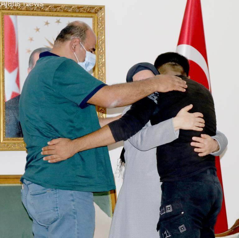 Bir aile daha çocuğuna kavuştu
