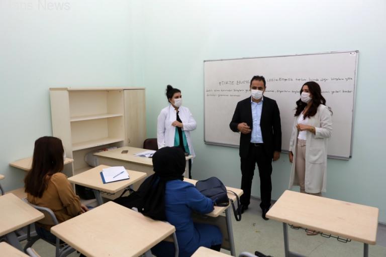 Diyarbakır Büyükşehir Belediyesi hasta ve yaşlı bakımı kursu açtı