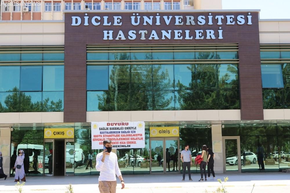 Hayırsever İş İnsanı Destek Oldu: Dicle Üniversitesi Hastanesi’nde İftar Programı