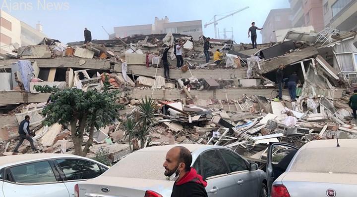 İzmir’de deprem: Onlarca bina yıkıldı