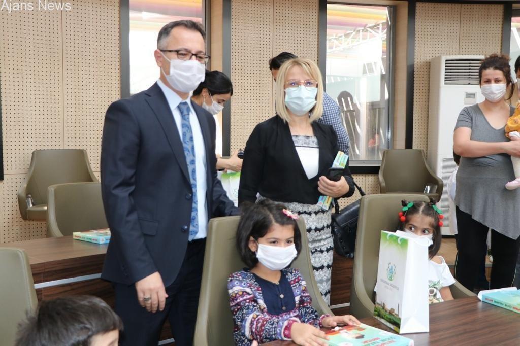 Kayapınar Kaymakamı Minik yazarları ağırladı