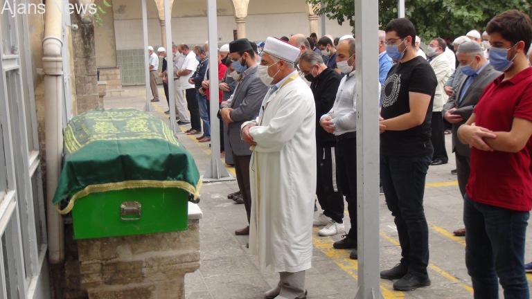 Osmanlı terzisi son yolculuğuna uğurlandı