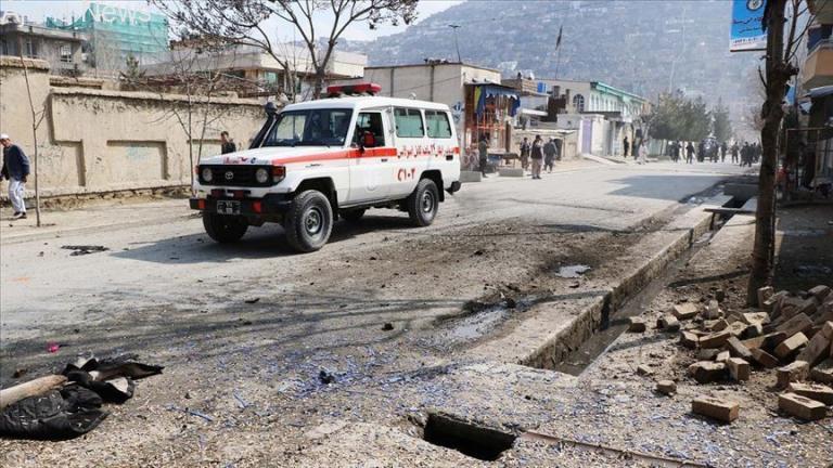 Afganistan’da bomba araçla saldırı: 15 ölü