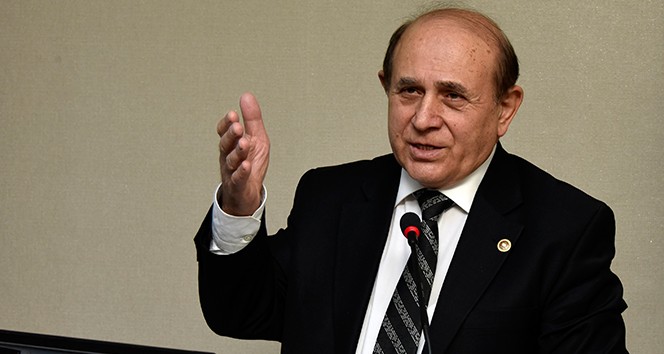Burhan Kuzu COVİD-19 Dolayı Hayatını Kaybetti