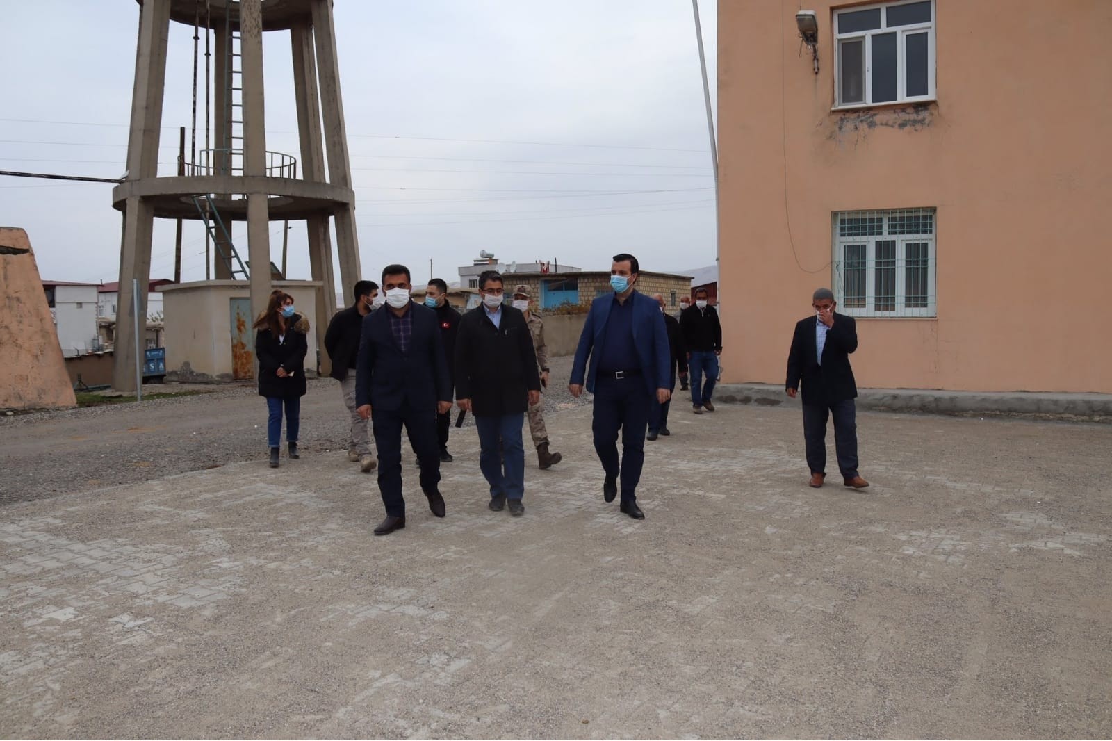 Hazro’da parke taşı çalışmalarında sona gelindi