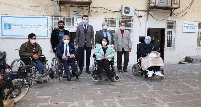 KAYMAKAM BEŞİKCİ’DEN ANLAMLI ZİYARET