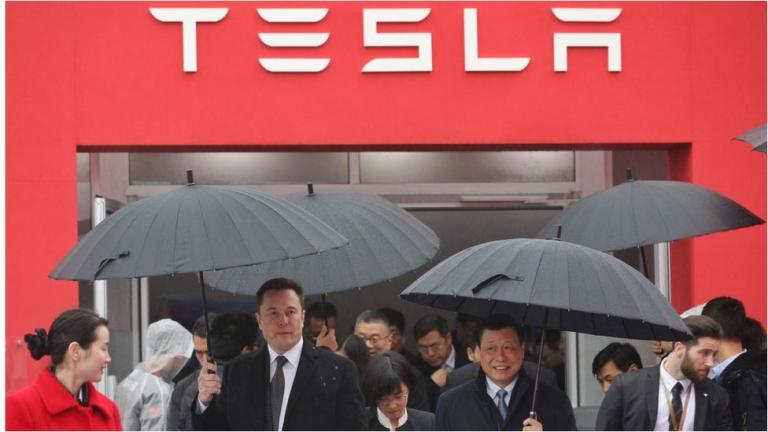 Musk: Araçlarımız Çin’e karşı casuslukta kullanılıyorsa Tesla’yı kapatırım
