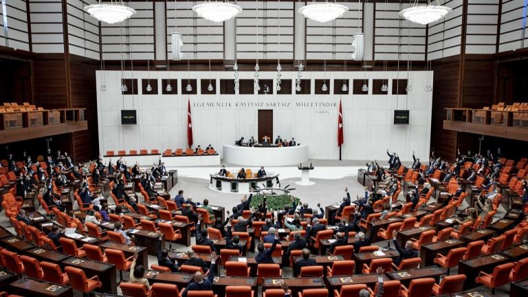 Öğretmenlerin Emekli Maaşı Talebine TBMM’den ‘Yasal Düzenleme’ Şartı