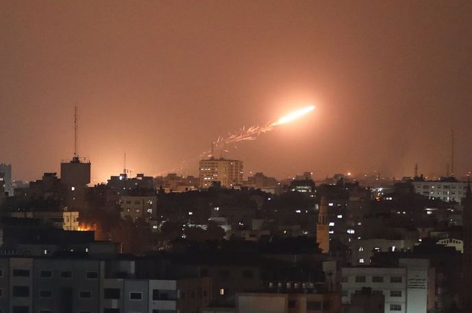 Tel Aviv’de siren sisleri