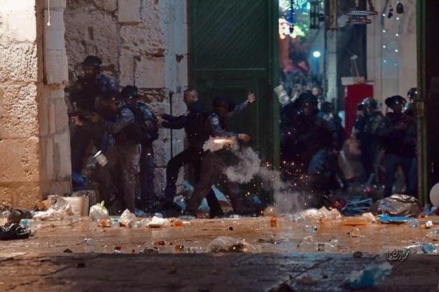 Kudüs’teki olaylarda 200’ü aşkın Filistinli yaralandı