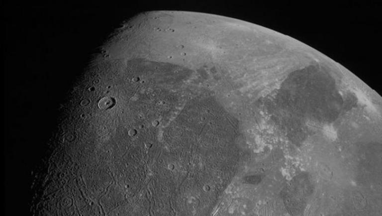 NASA Jüpiter’in uydu fotoğraflarını paylaştı