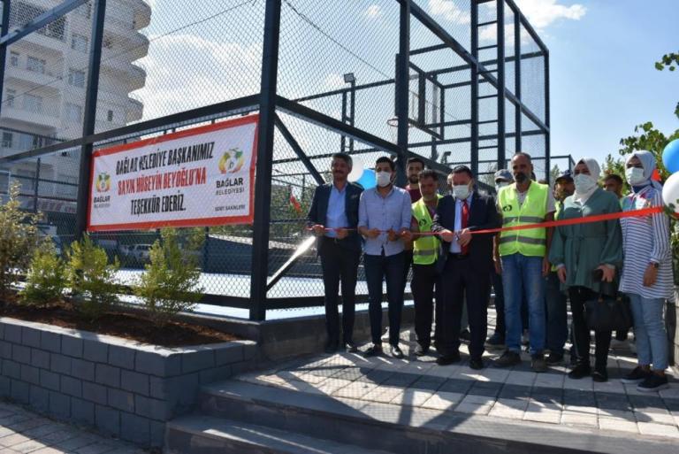 Bağlar İlçe Belediye Başkan Beyoğlu, 2 ayda gençlere spor tesisi yaptırdı