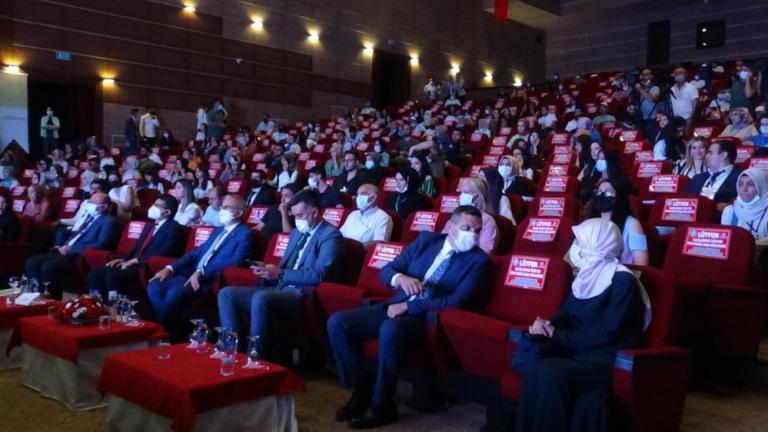 Diyarbakır’da ‘Yüzde 100 Yerli Üretim, Yüzde 100 Milli Düşünce’ sempozyumu yapıldı