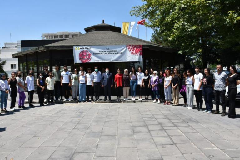 Konservatuar adayları Bağlar Belediyesi’nin desteğiyle sınavlara hazırlanıyor
