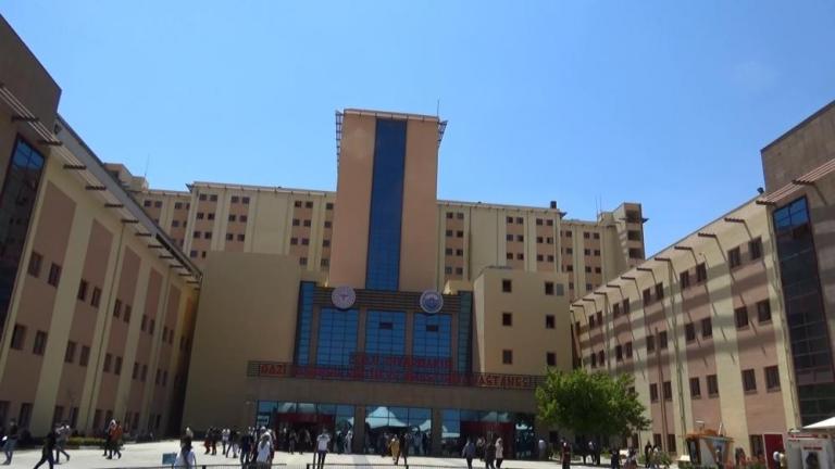 Diyarbakır kırmızıya büründü, hastanede yataklar yüzde 40 doldu
