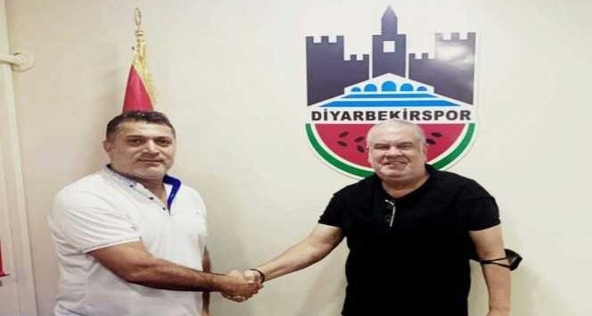 Diyarbekirspor Levent Eriş’e emanet