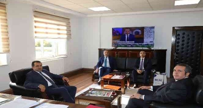 Tutşi, VASKİ ve ŞUSKİ genel müdürleriyle bir araya geldi