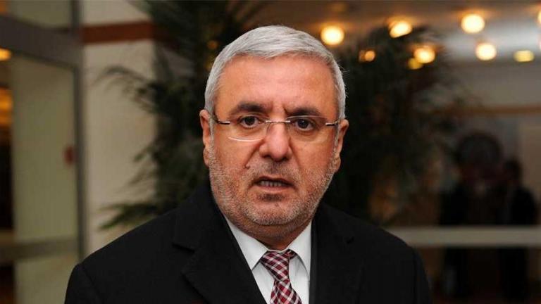 Metiner: AK Parti elitlerin ve oligarkların partisi midir?
