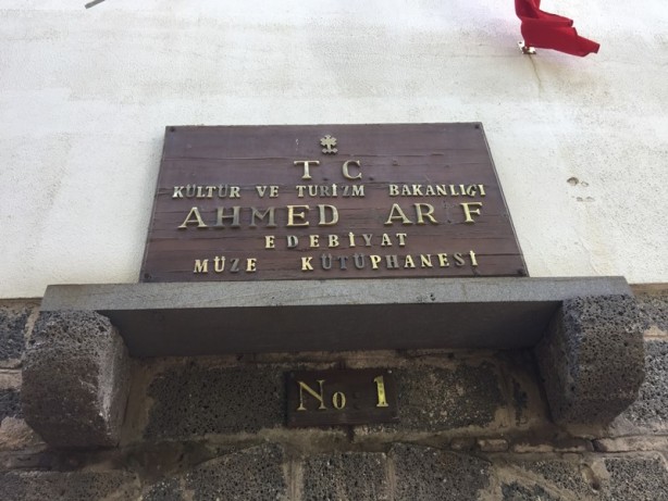 Ahmed Arif Edebiyat Müzesine yoğun ilgi