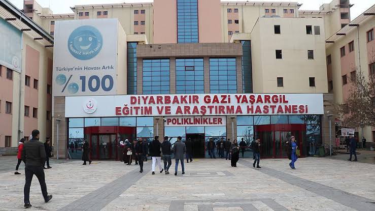 Başhekim Doç. Dr. Muhammet Asena’dan ziyaretçi saatleri uyarısı