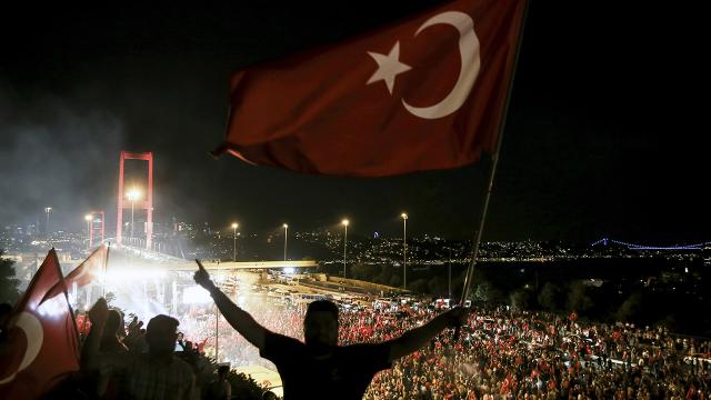 Cihat TOPRAK: 6. Yıl’da 15 TEMMUZ