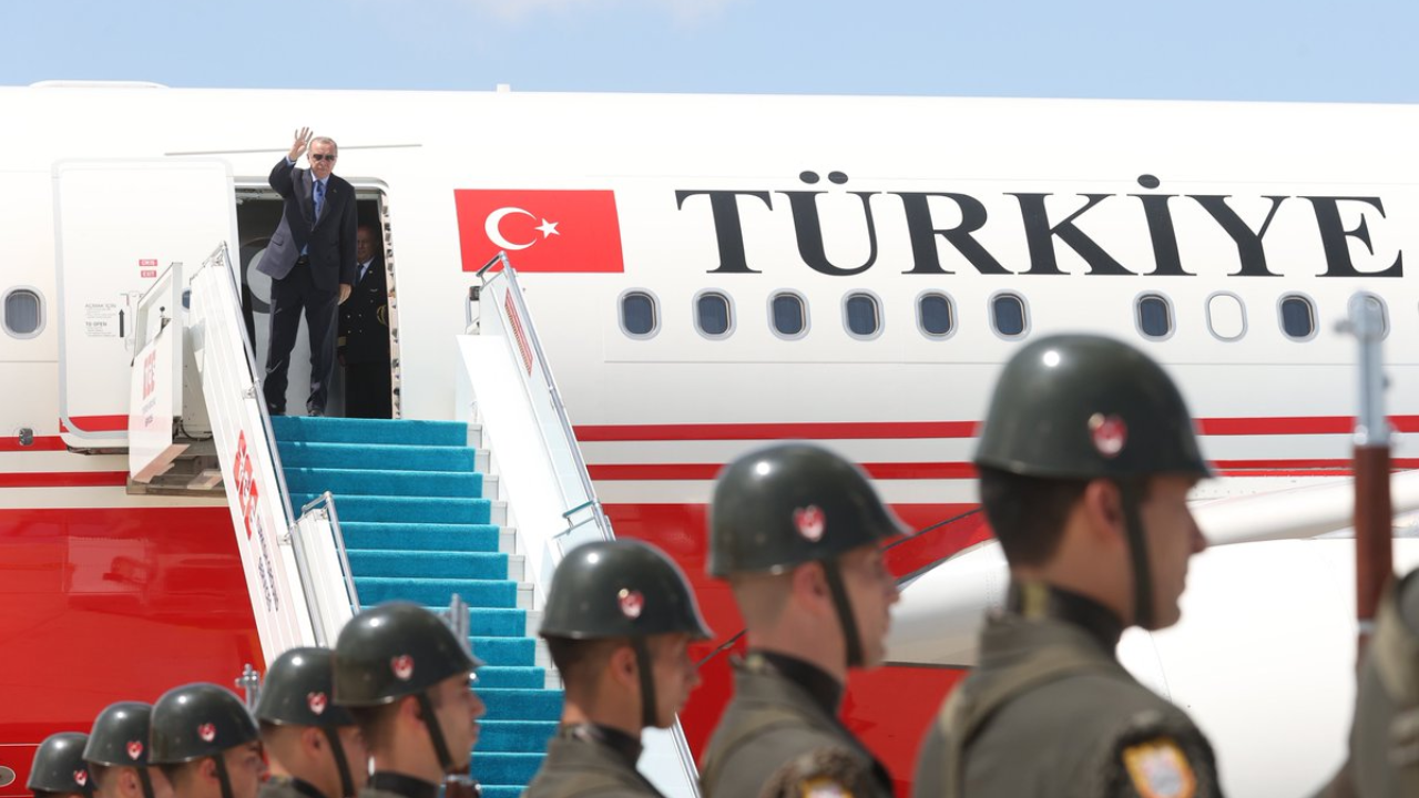 Cumhurbaşkanı Erdoğa Rusya’ya gitti!