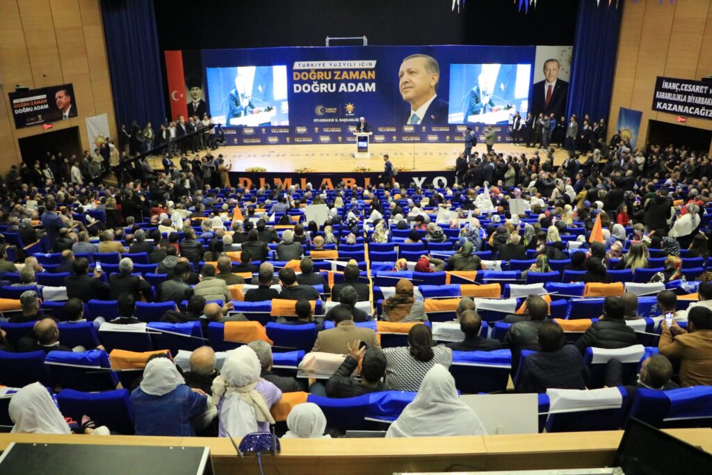 AK Parti Meclis Grup yönetimi belirlendi