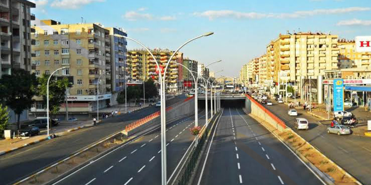 Diyarbakır’da Bu Yollar Trafiğe Kapatılacak!
