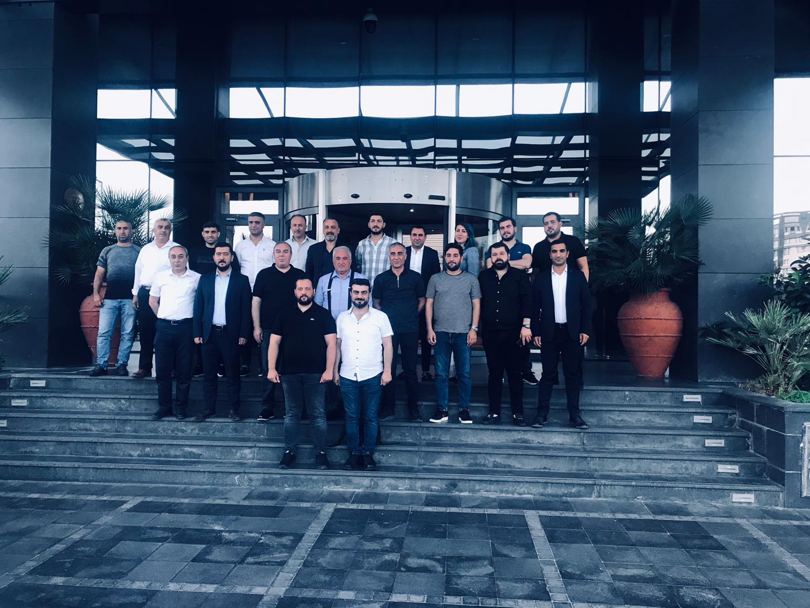 “Birlikten kuvvet doğar “Şiarıyla mobilyacılar biraraya geldiler