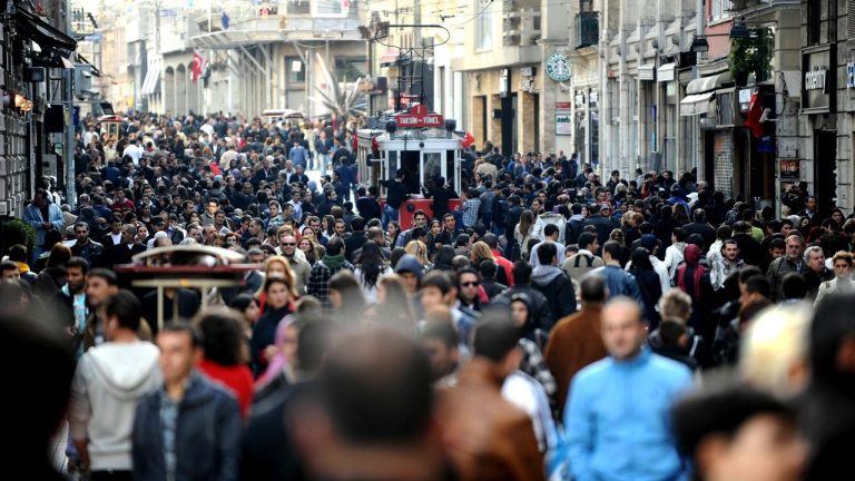 EKONOMİDE TÜRKİYENİN BÜYÜMESİNİ YUKARI ÇEKMEK İSTİYORSANIZ ACİLEN FARKI BAKIŞ AÇISI GELİŞTİRMELİSİNİZ
