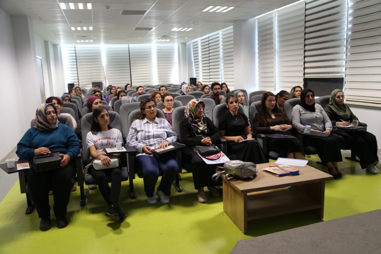Diyarbakır’da Yenidoğan İşitme Tarama Programı Eğitimi Gerçekleşti