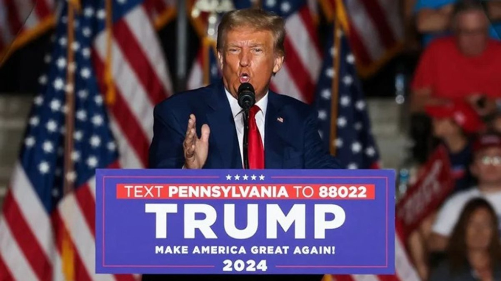 Trump’tan İran’a: “Bugün Bu Deli Pisliklerin Başına Neler Geleceğini İzleyin”