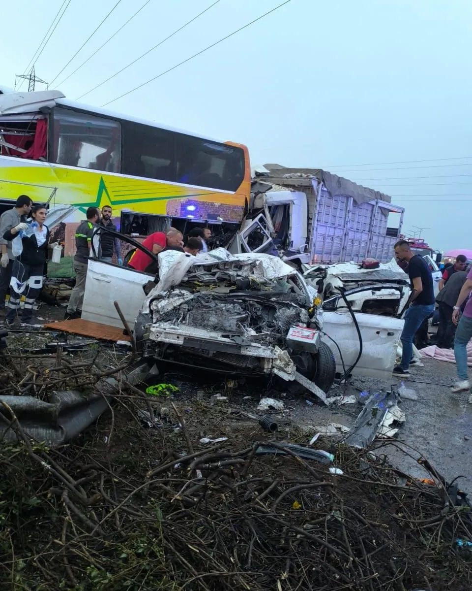 Mersin’de Korkunç kaza: 10 ölü, 30 yaralı