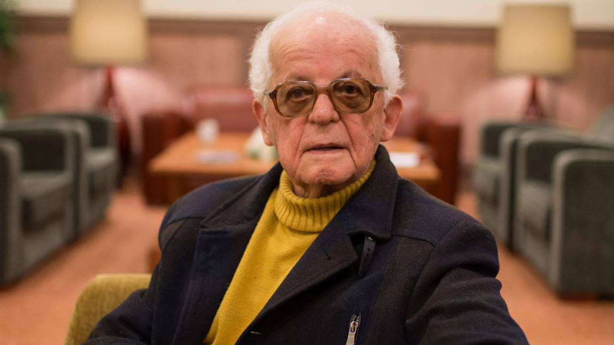Yazar İrfan Yalçın, hayatını kaybetti