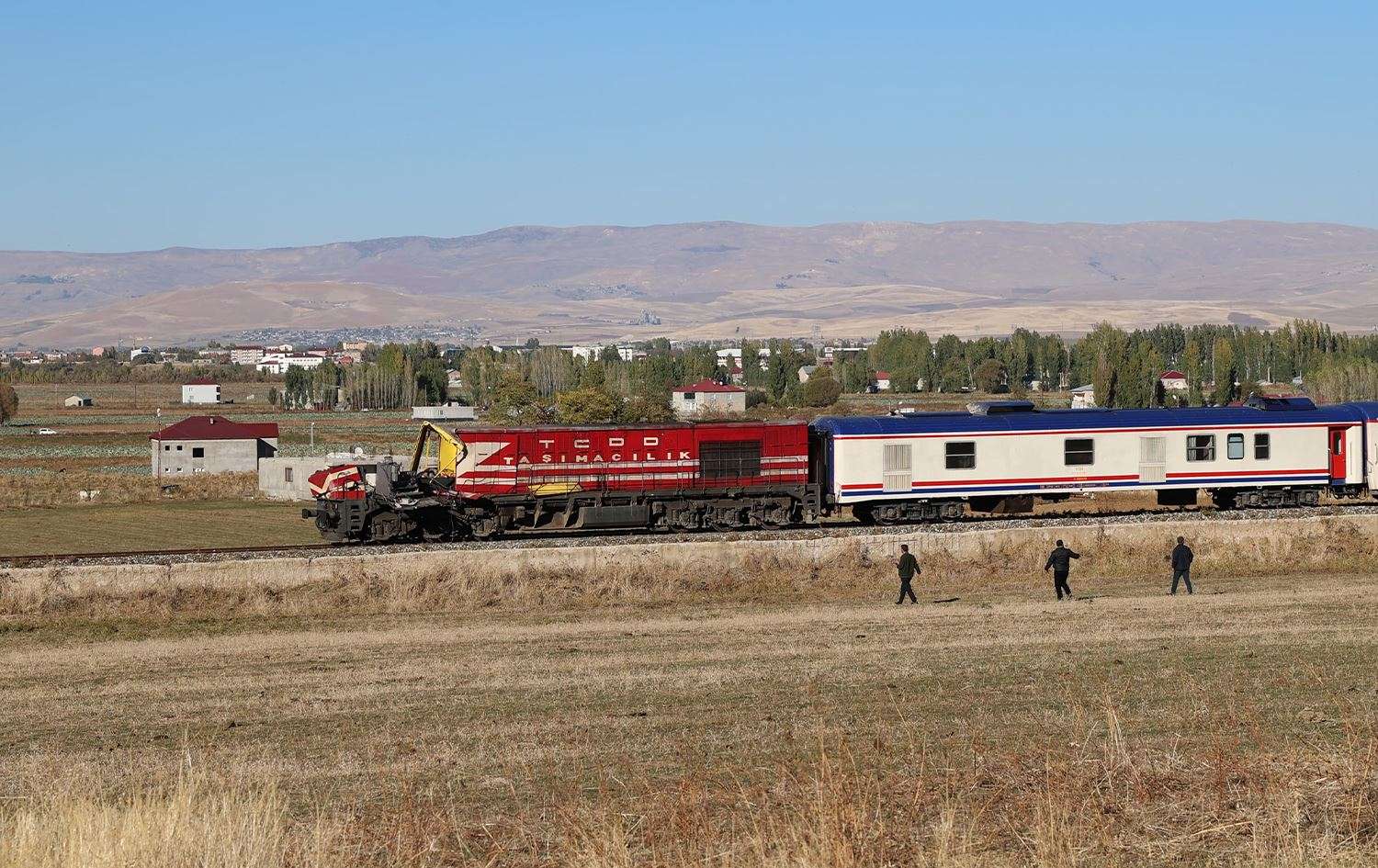 Muş’ta tren kazası:1 ölü 2 yaralı!