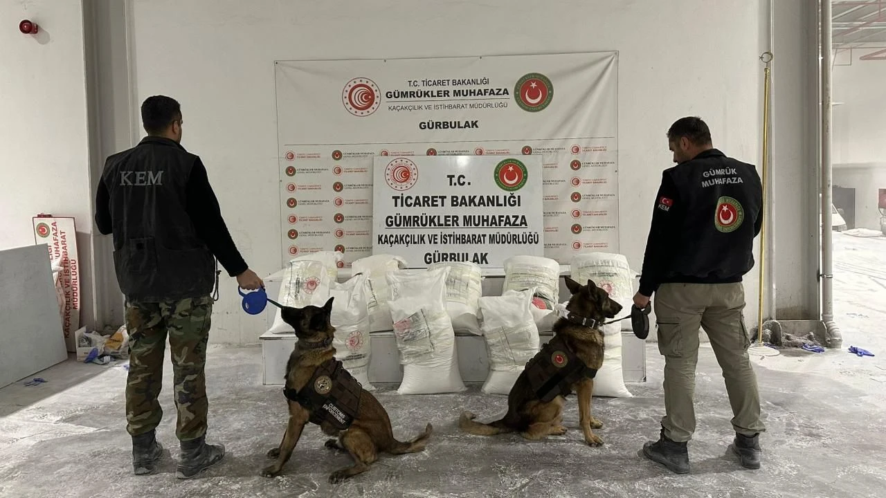 Sınır Kapısı’nda 4,5 ton uyuşturucu yakalandı!