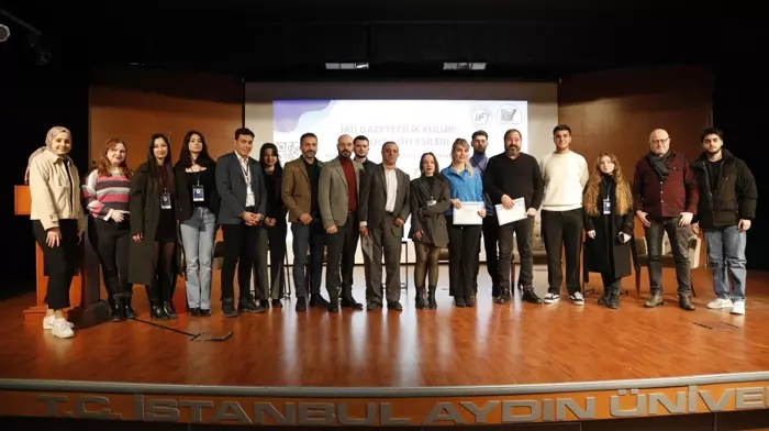 Medyada Dezenformasyon ile Mücadele: Toplumsal Bilincin Korunması Gerekiyor