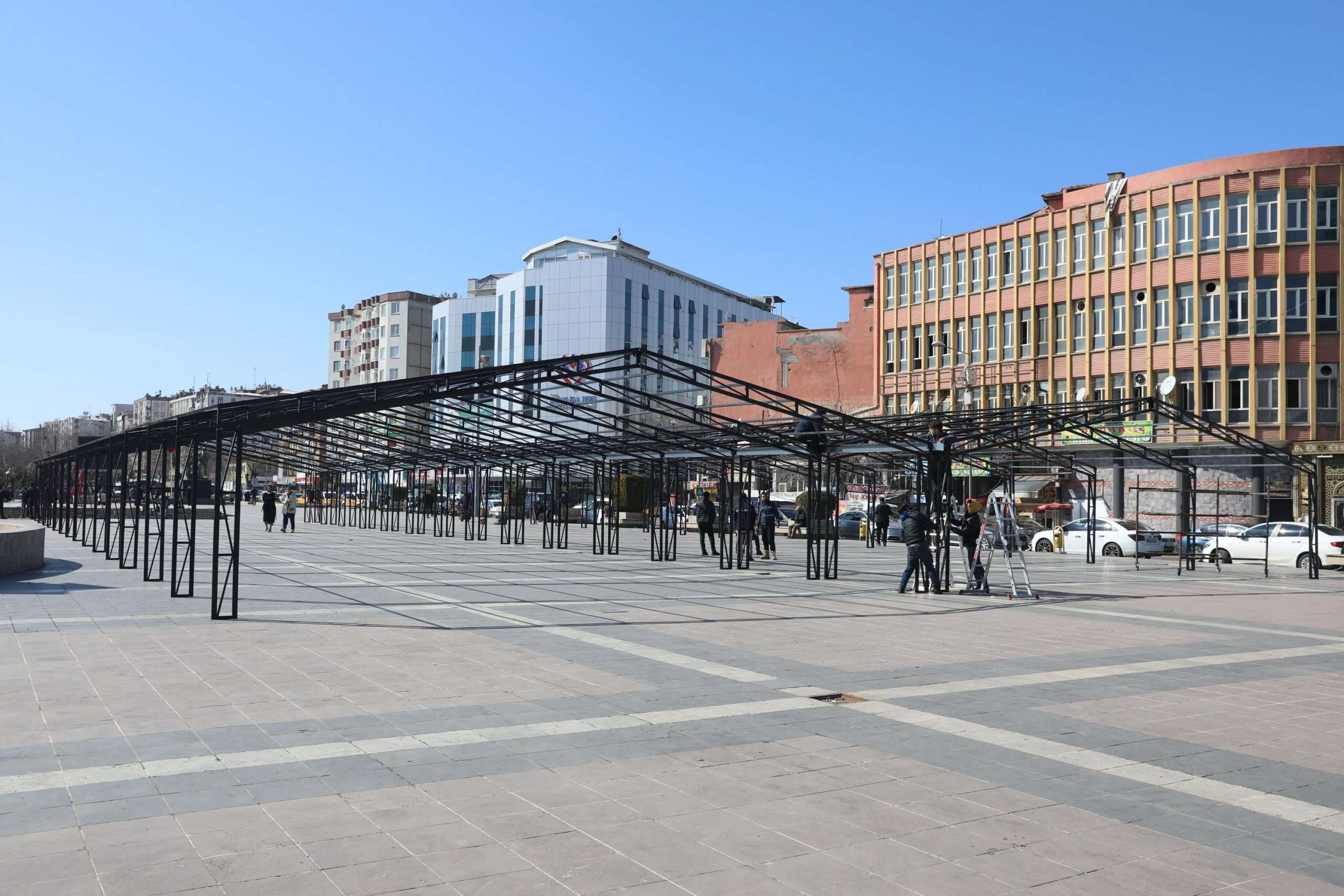 Diyarbakır’da 4 Noktada Günlük 6 Bin 500 Kişiye İftar