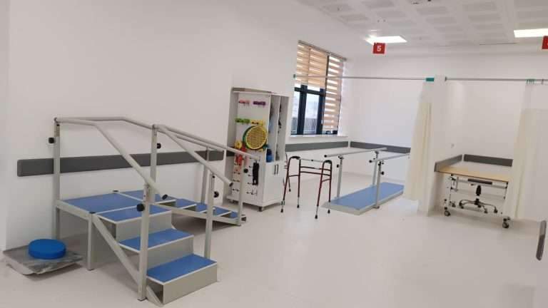 Çermik Devlet Hastanesi Fizik Tedavi ve Rehabilitasyon Ünitesi Vatandaşlara Hizmet Veriyor