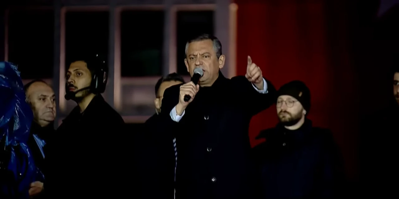 CHP’de olağanüstü kurultay hamlesi: Özel cephesi imza sürecini başlattı