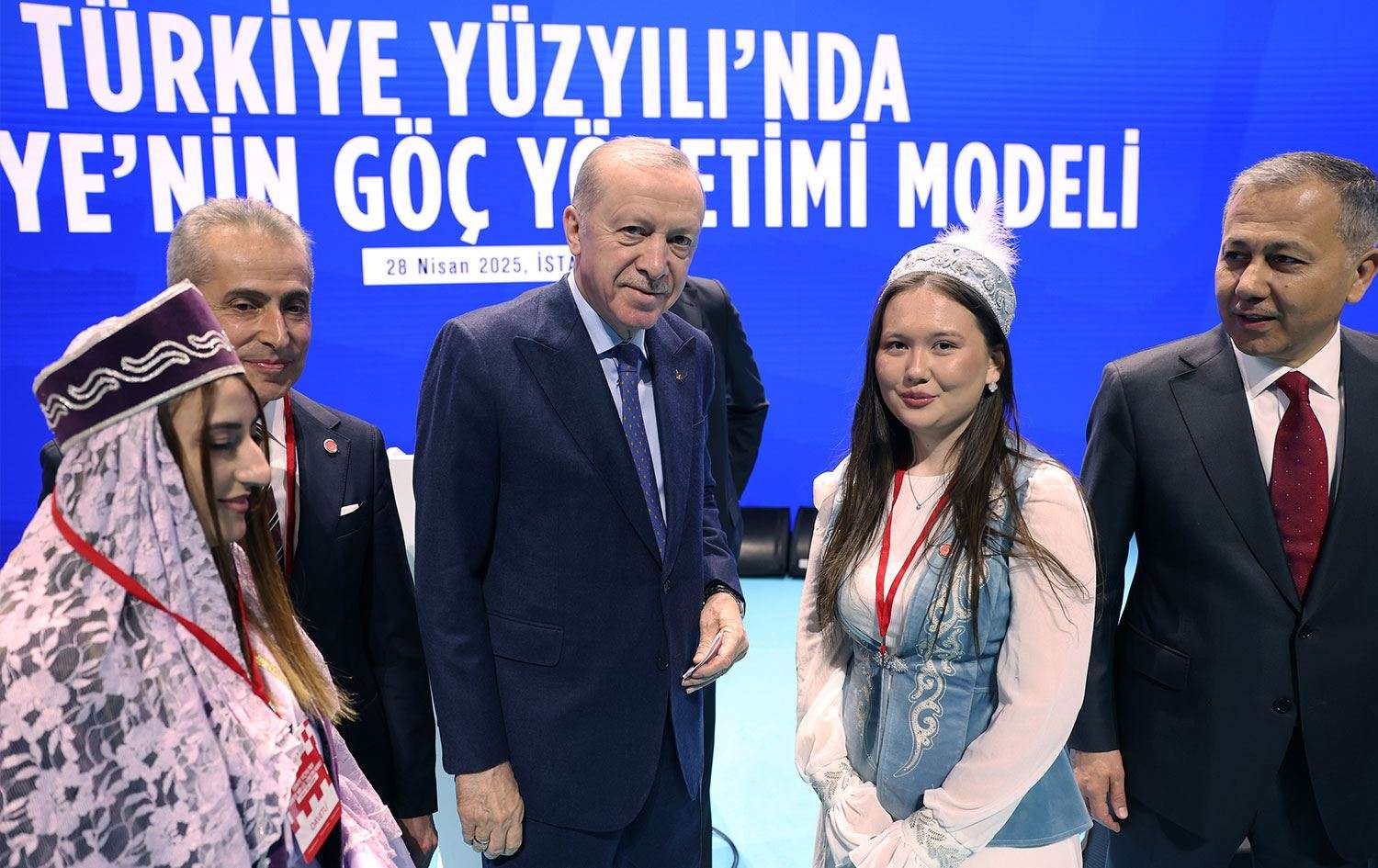 Erdoğan,ülkelerine dönen Suriyeliler için rakam verdi