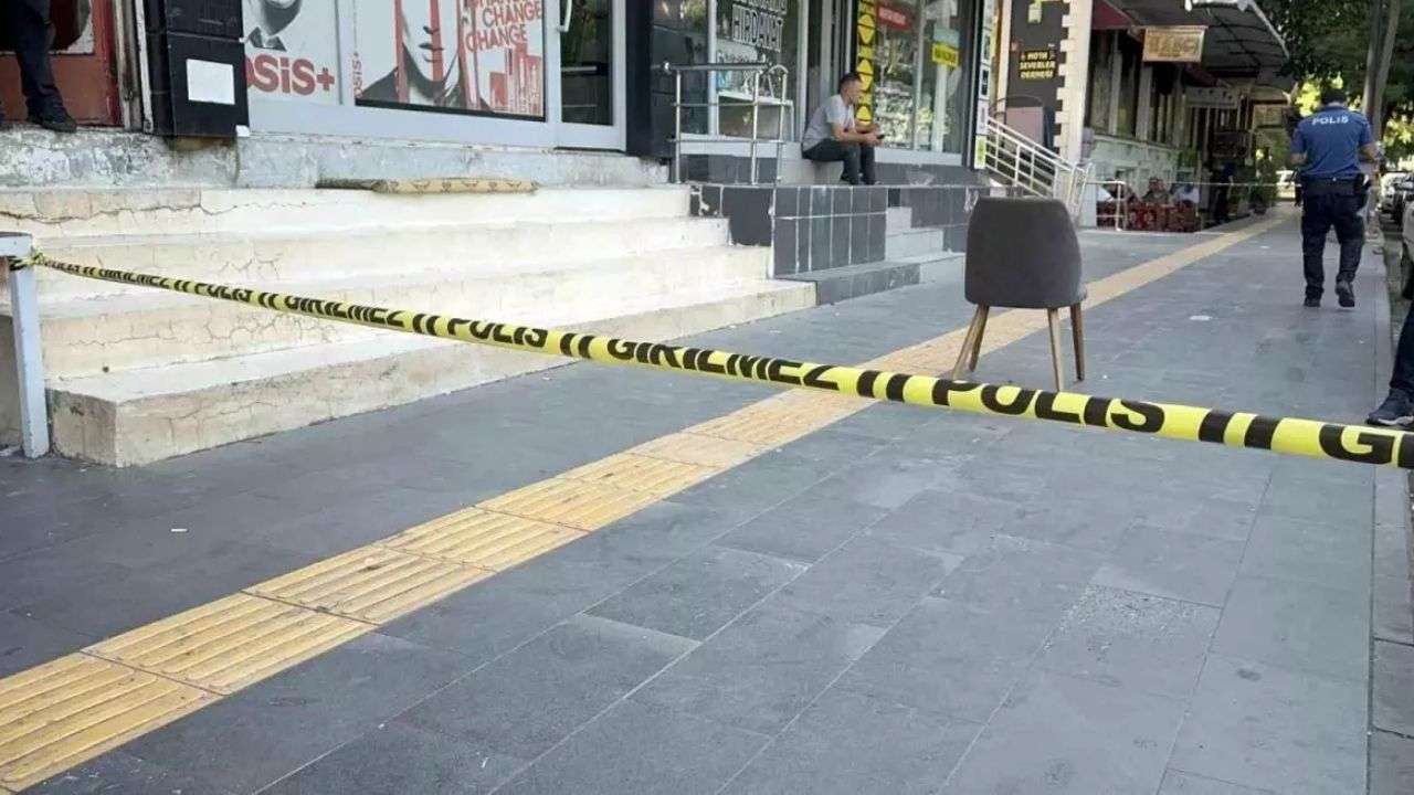 Diyarbakır’da aileler çatıştı: 1 ölü