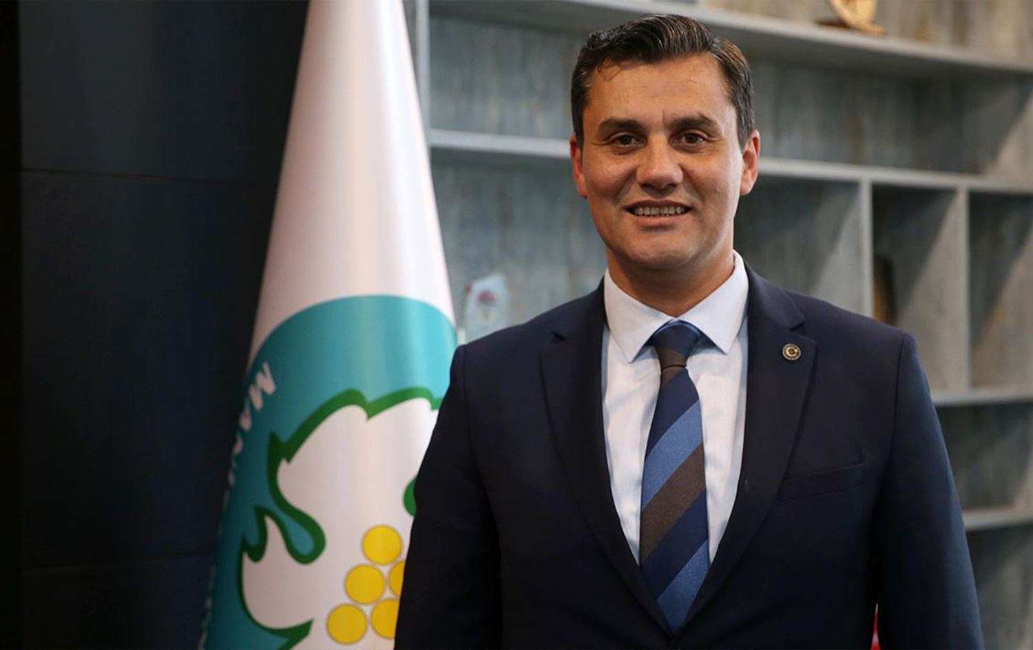 Manisa Büyükşehir Belediye Başkanı Ferdi Zeyrek hayatını kaybetti