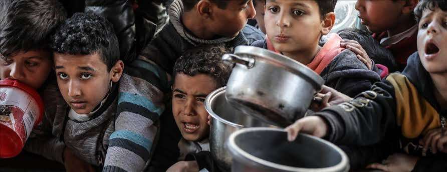 Gazze’de Abluka Nedeniyle Yetersiz Beslenmeden Ölen Çocuk Sayısı 66’ya Yükseldi