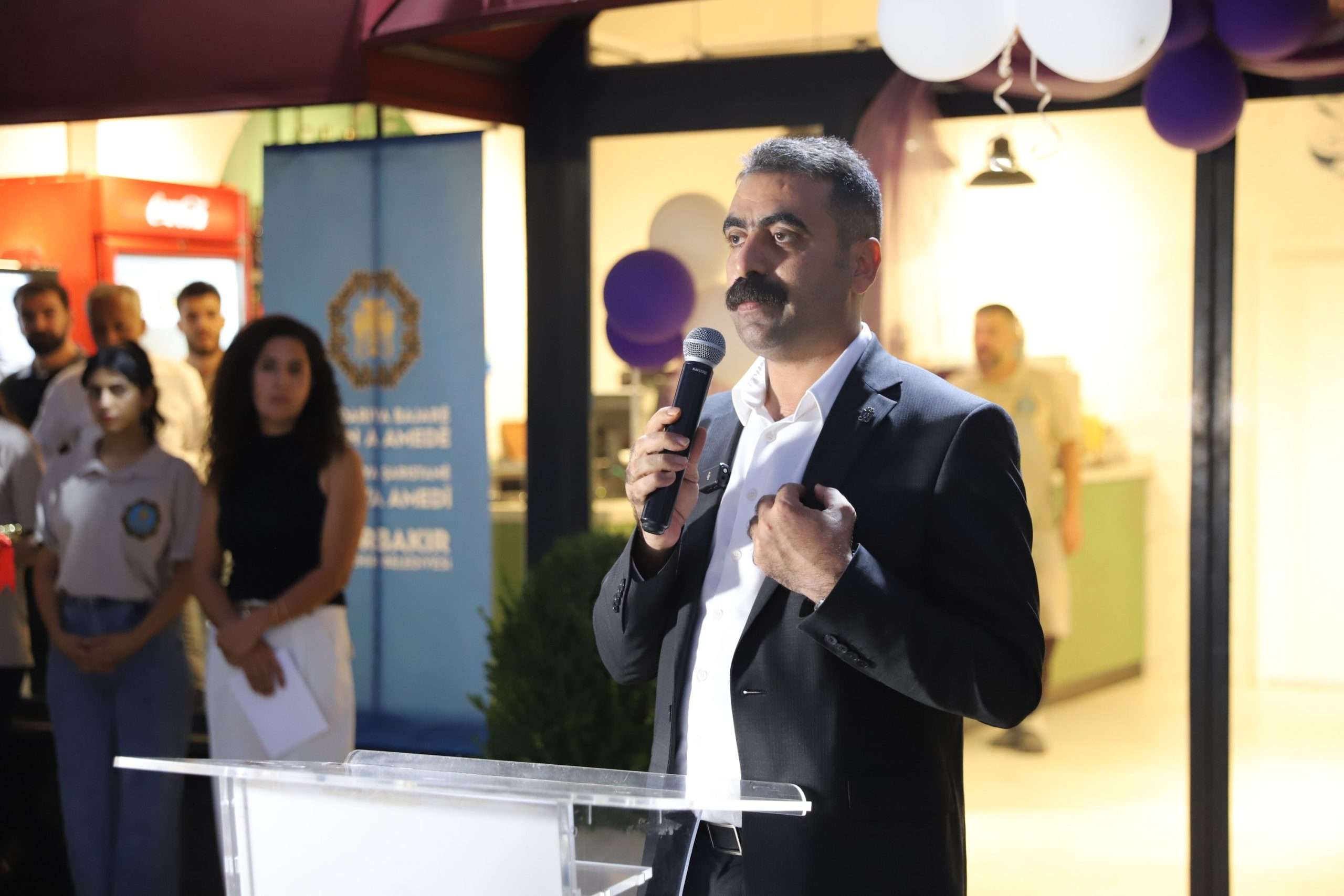 Eş Başkan Doğan Hatun: Ey Diyarbakır esnafı elinizi vicdanınıza koyun