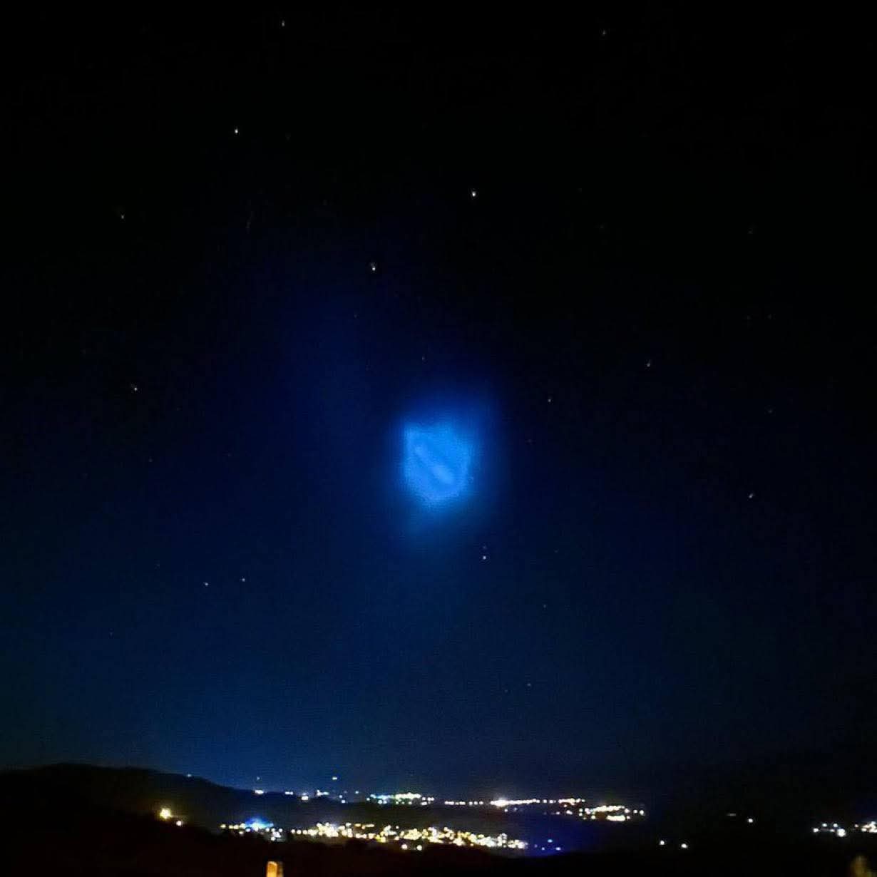 Türkiye’de gökyüzünde gizemli ışık görüldü!