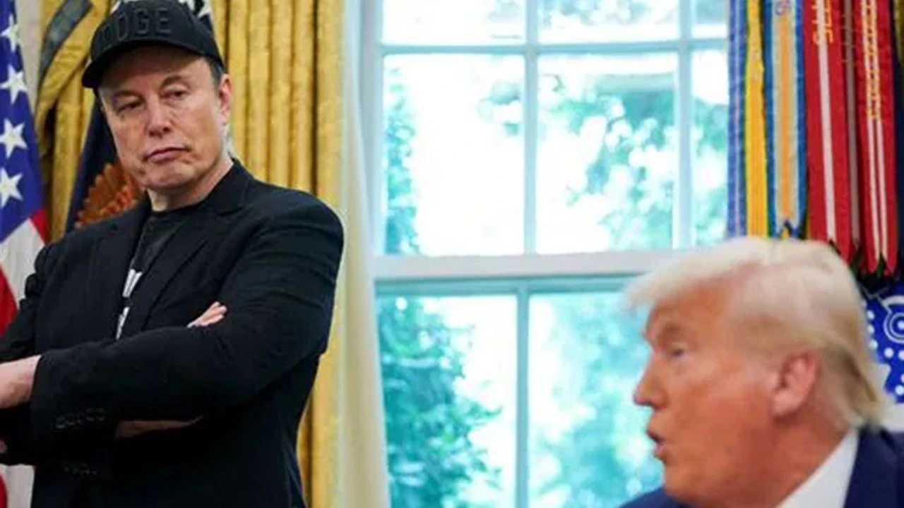 Elon Musk Amerika Partisi’ni kurdu